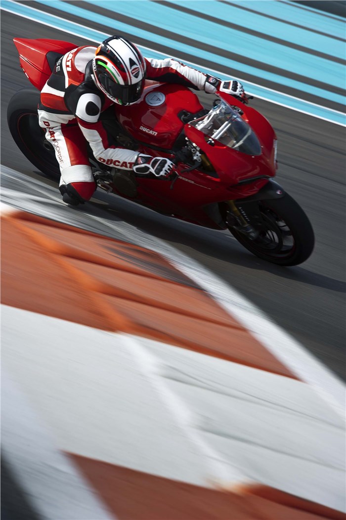 Ducati organises 1199 Panigale track events